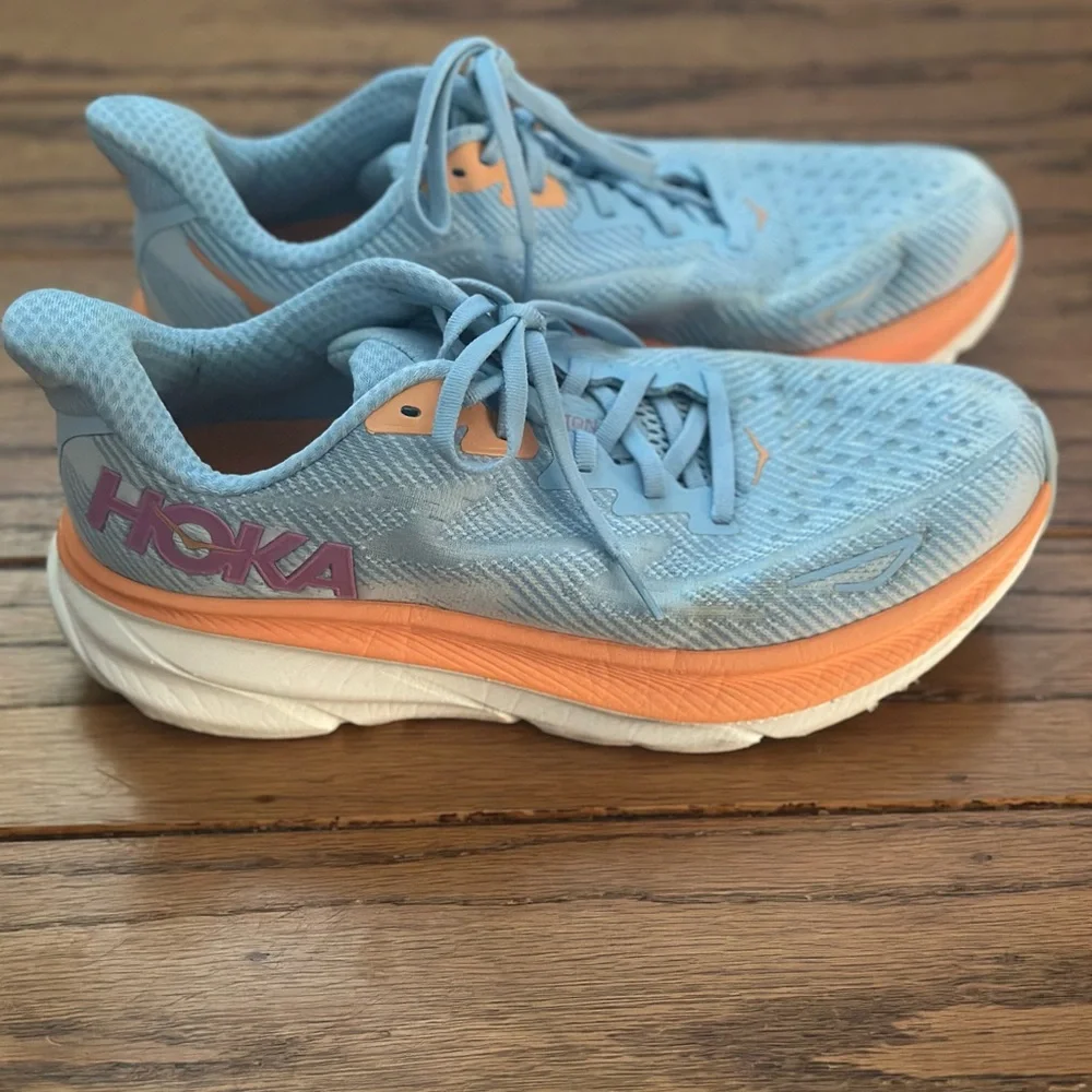 Hoka One One Women's Clifton 9 -- Size 9 🩵 - Picture 2 of 10